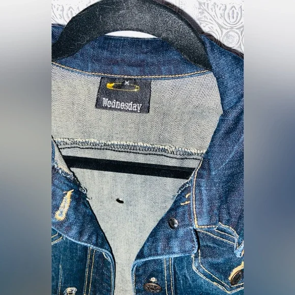 VGU ”Wednesday” Girls Sz-M Jean Jacket🐆Leopard Accent Print-Color, Sleeve, Cuffs - Picture 3 of 16